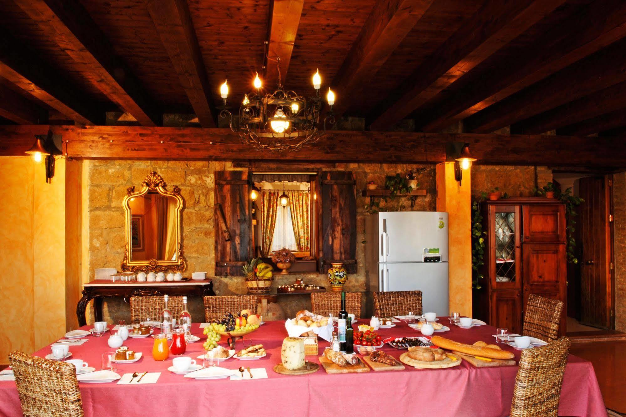 La Casa Sulla Collina D'Oro Bed & Breakfast Piazza Armerina Eksteriør bilde